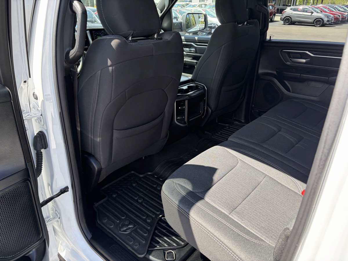 Used 2019 RAM 1500 Big Horn AWD/4WD image 19