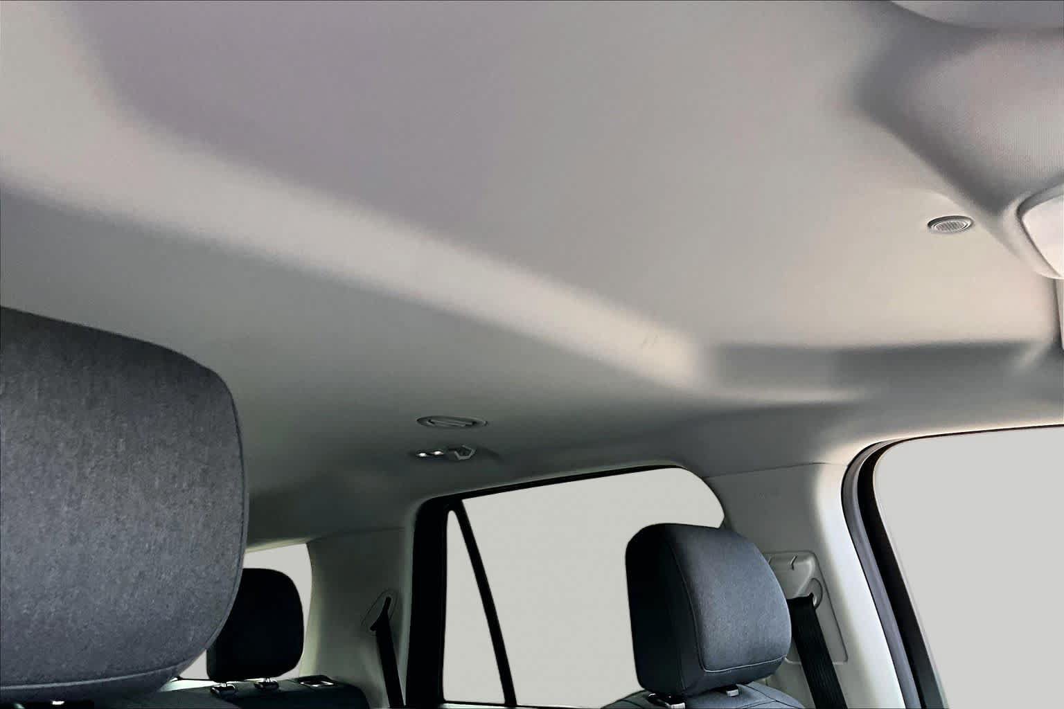 Used 2025 Ford Expedition Active RWD image 14