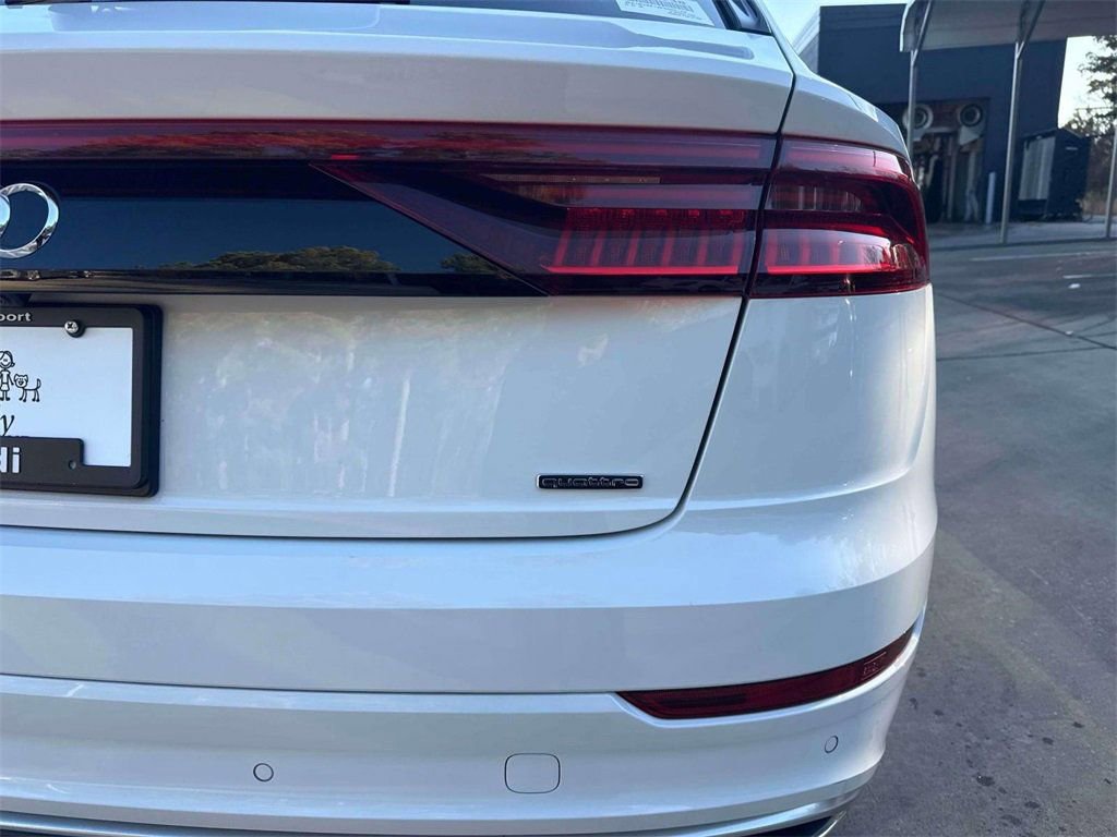 Used 2023 Audi Q8 Premium Plus image 7