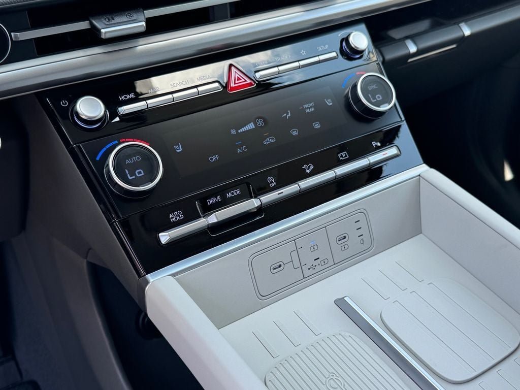 New 2026 Hyundai Santa Fe SEL FWD image 27