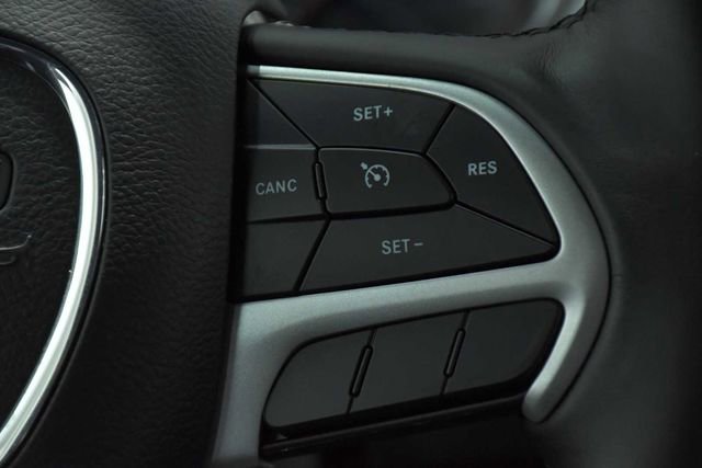Used 2019 Dodge Charger SXT RWD image 25