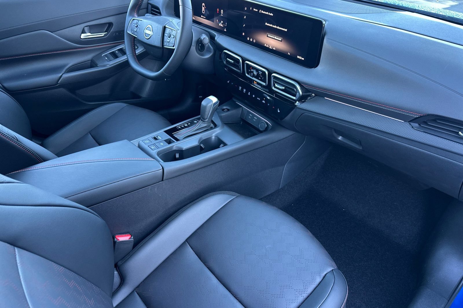 New 2026 Nissan Sentra SR w/ SR Premium Package FWD image 17