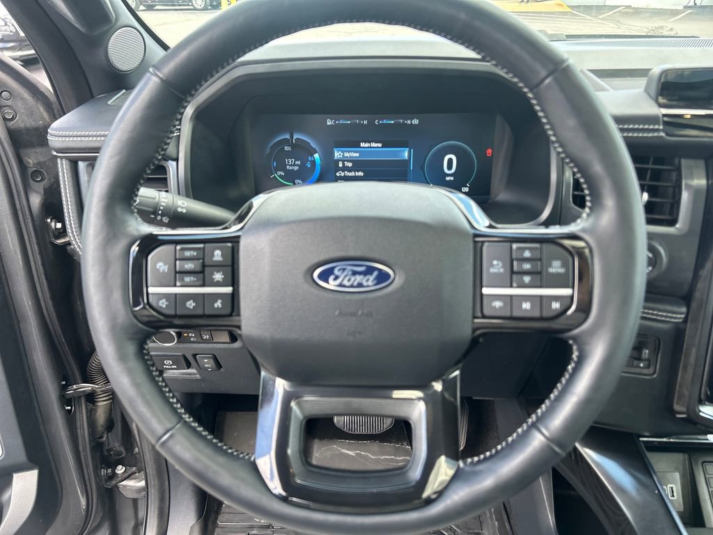 Used 2025 Ford F150 Lightning Platinum AWD/4WD image 17
