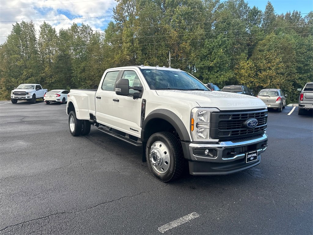 New 2026 Ford F450 XL w/ 360-Degree Camera Package image 3