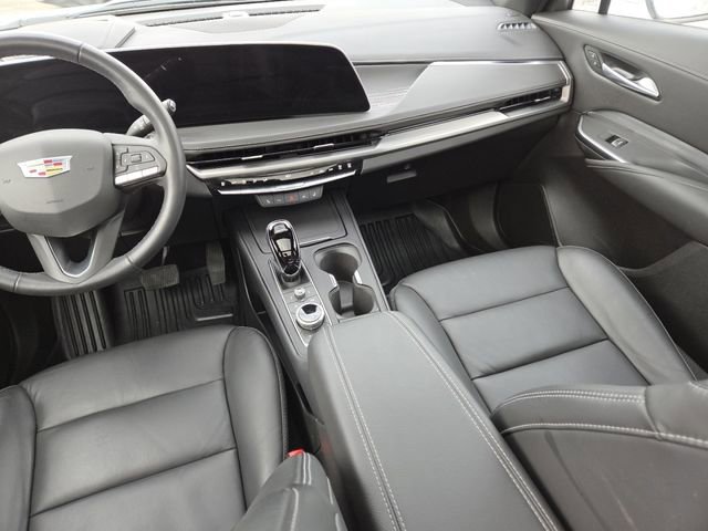 Used 2024 Cadillac XT4 Premium Luxury w/ Technology Package image 34