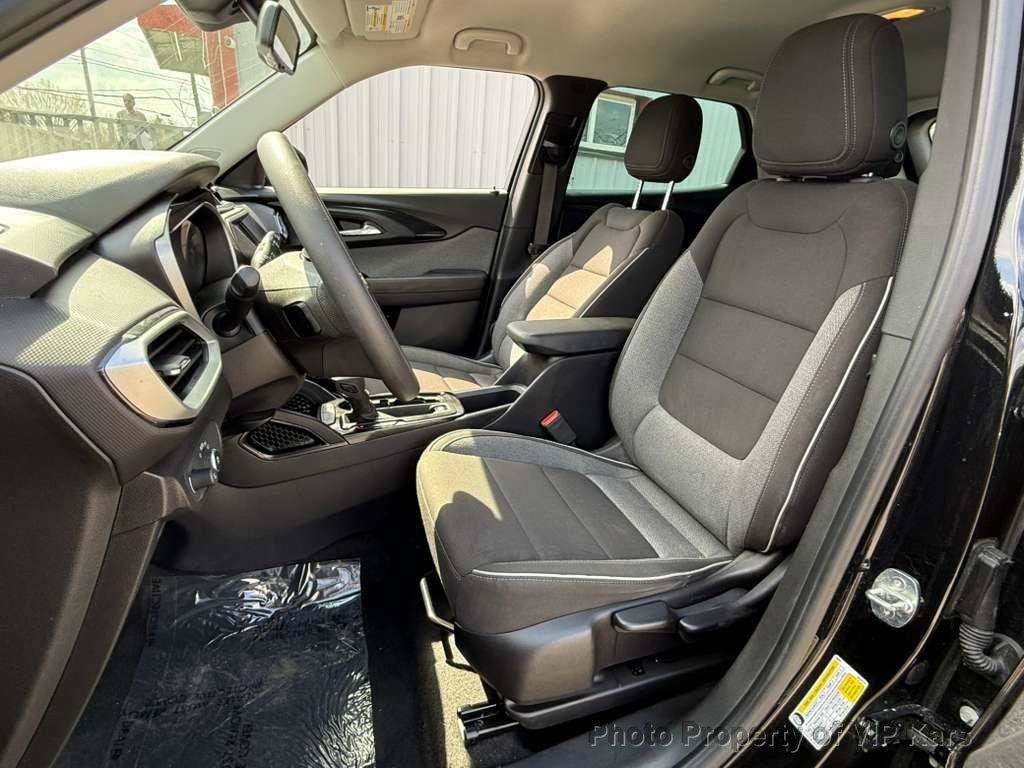 Used 2021 Chevrolet TrailBlazer LS FWD image 16