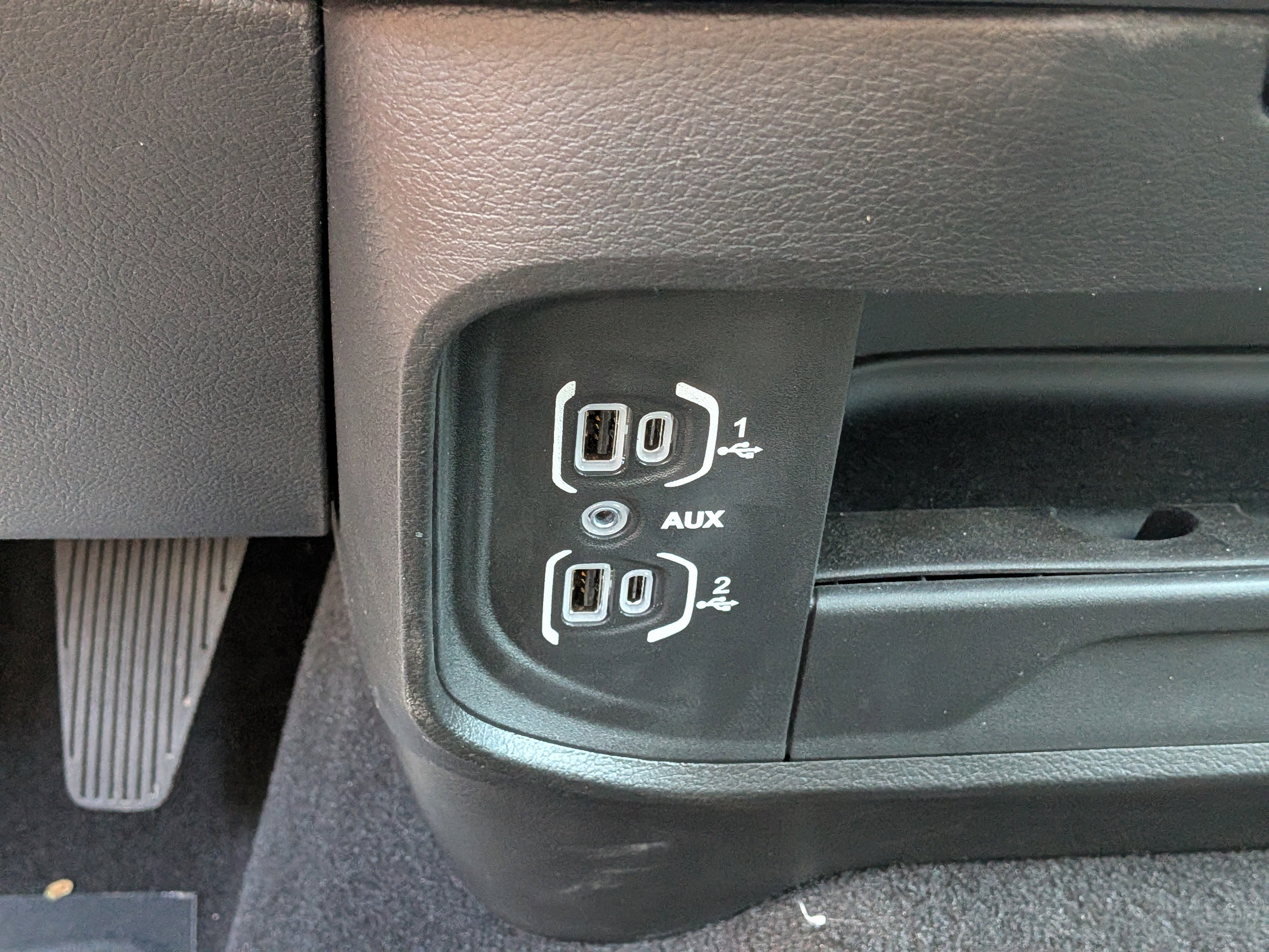 Used 2025 RAM 2500 Tradesman image 30