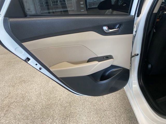 Used 2022 Hyundai Accent SE FWD image 25