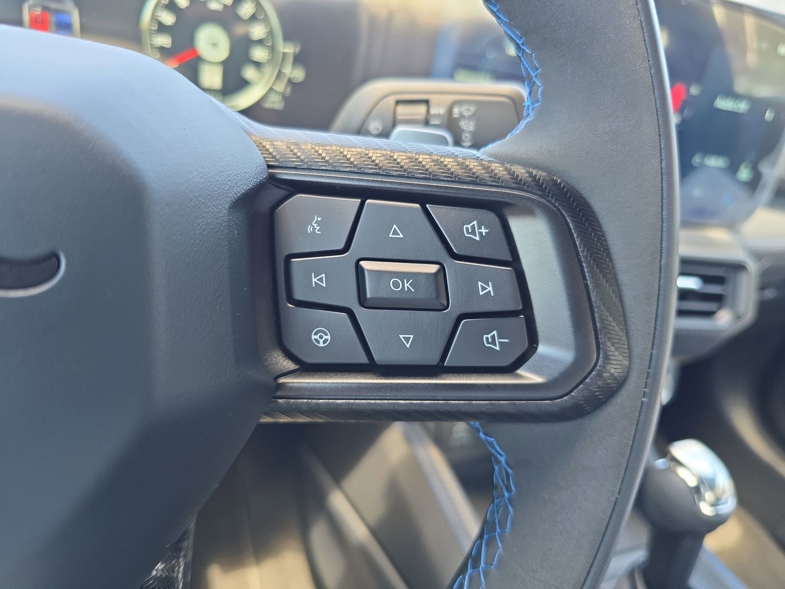 New 2025 Ford Mustang Dark Horse image 21