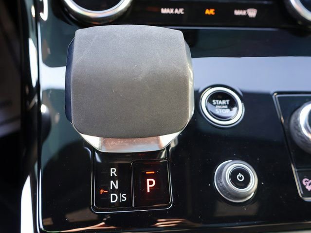 Used 2023 Land Rover Range Rover Sport First Edition AWD/4WD image 33