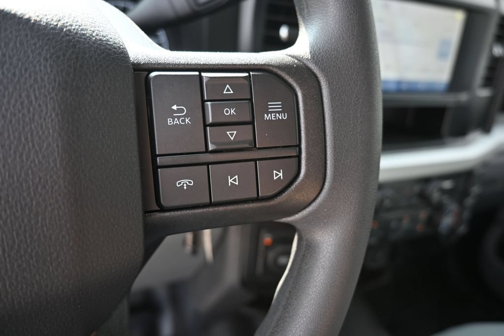 New 2026 Ford F550 4x4 Supercab Super Duty image 8