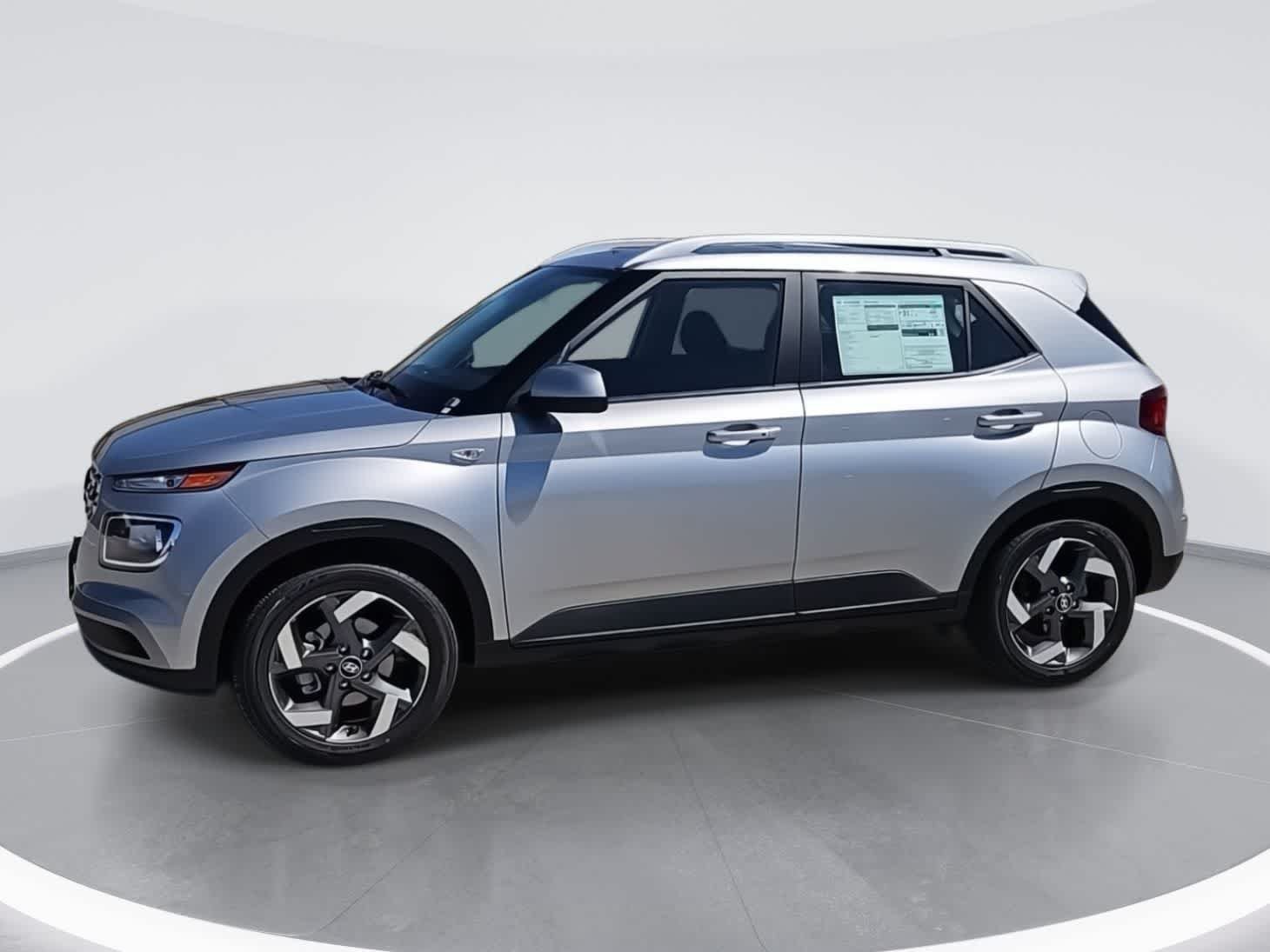 New 2026 Hyundai Venue SEL FWD image 4
