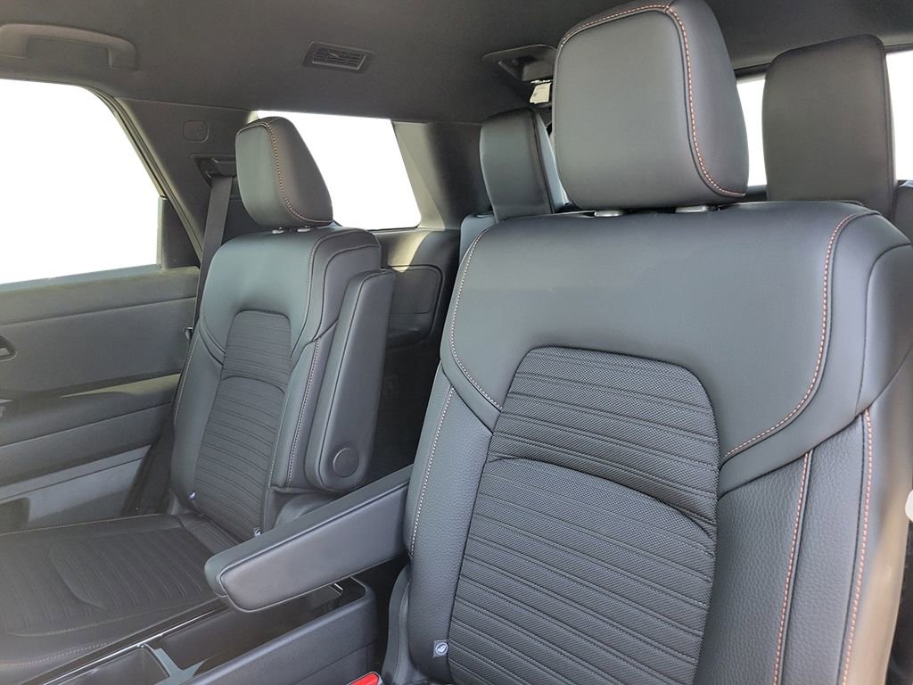 New 2025 Nissan Pathfinder Rock Creek image 12