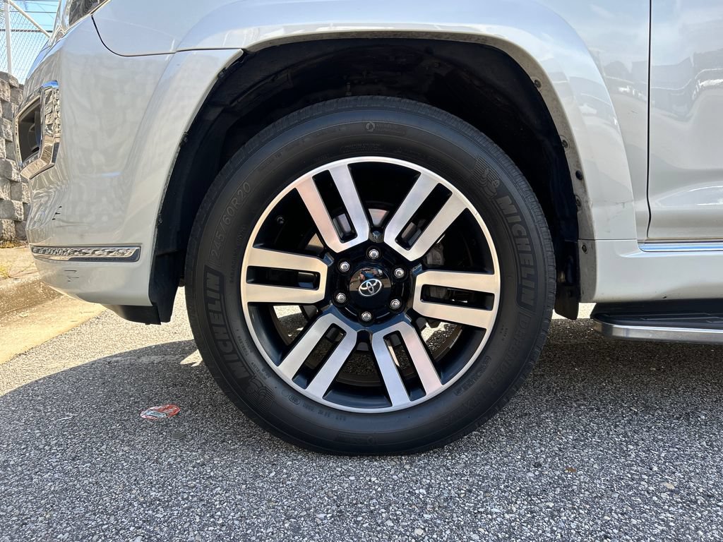 Used 2019 Toyota 4Runner Limited AWD/4WD image 6