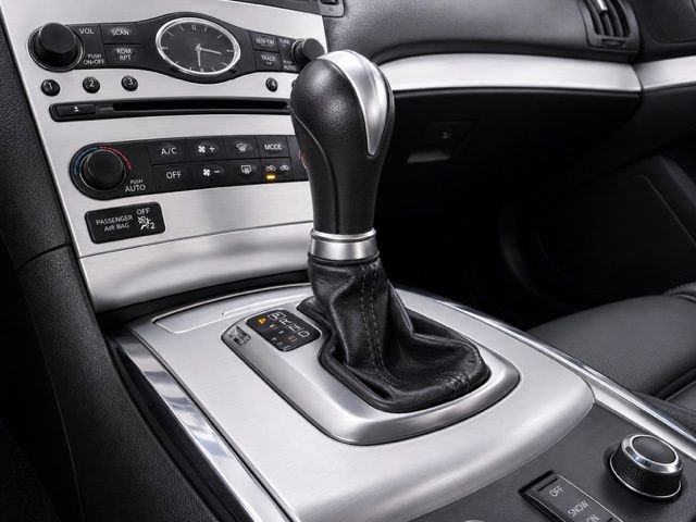 Used 2015 INFINITI Q60 AWD Coupe w/ Premium Package image 19