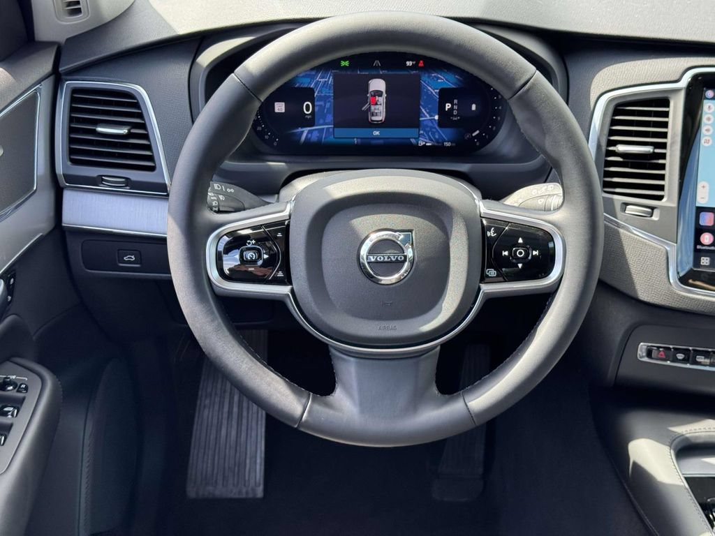 Certified 2025 Volvo XC90 B5 Core w/ Protection Package Premier AWD/4WD image 12