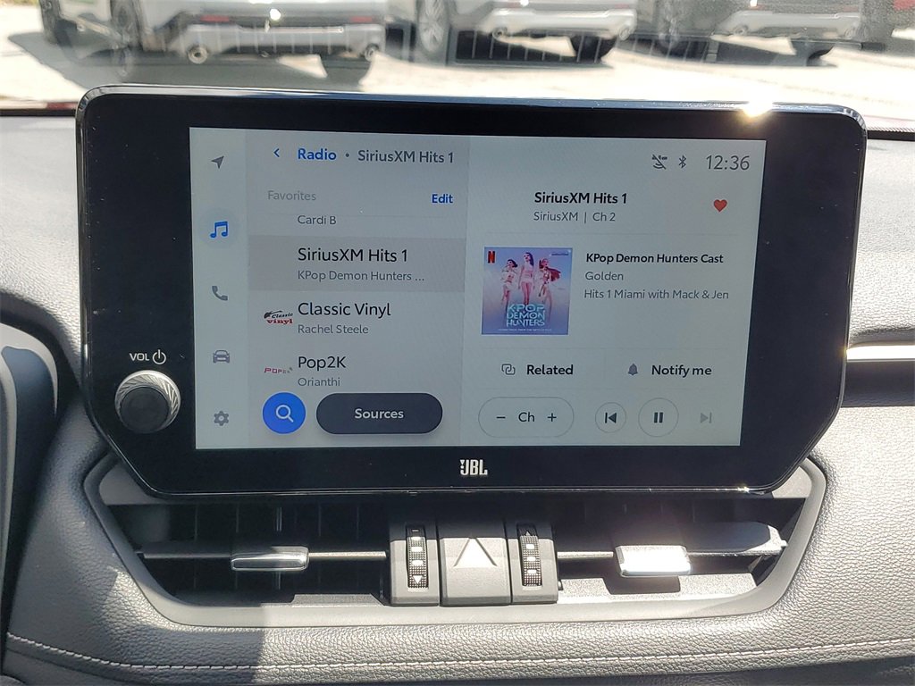 Used 2023 Toyota RAV4 Limited image 26