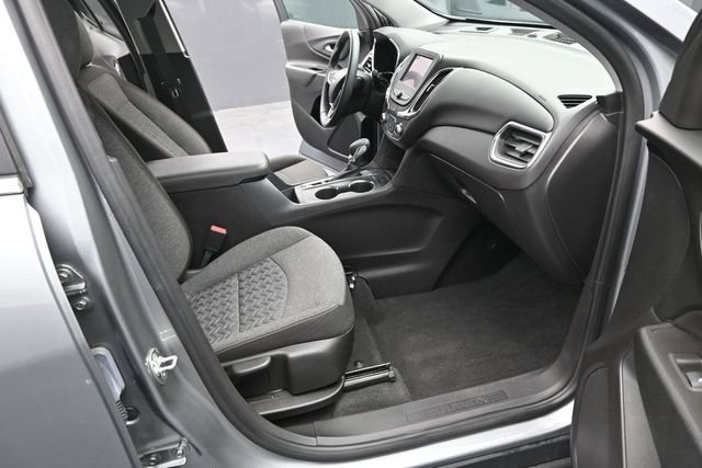 Used 2023 Chevrolet Equinox LT FWD image 17