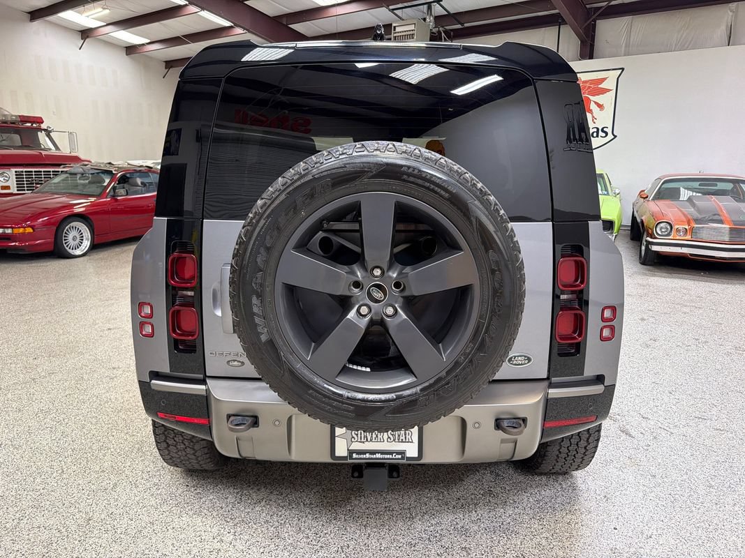 Used 2022 Land Rover Defender 110 X-Dynamic SE AWD/4WD image 6