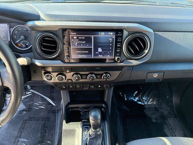 Certified 2020 Toyota Tacoma TRD Off-Road image 17