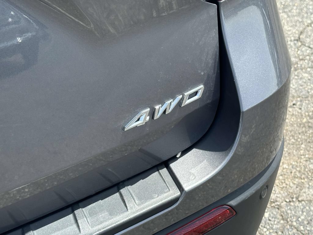 Used 2022 Ford Explorer XLT AWD/4WD image 11