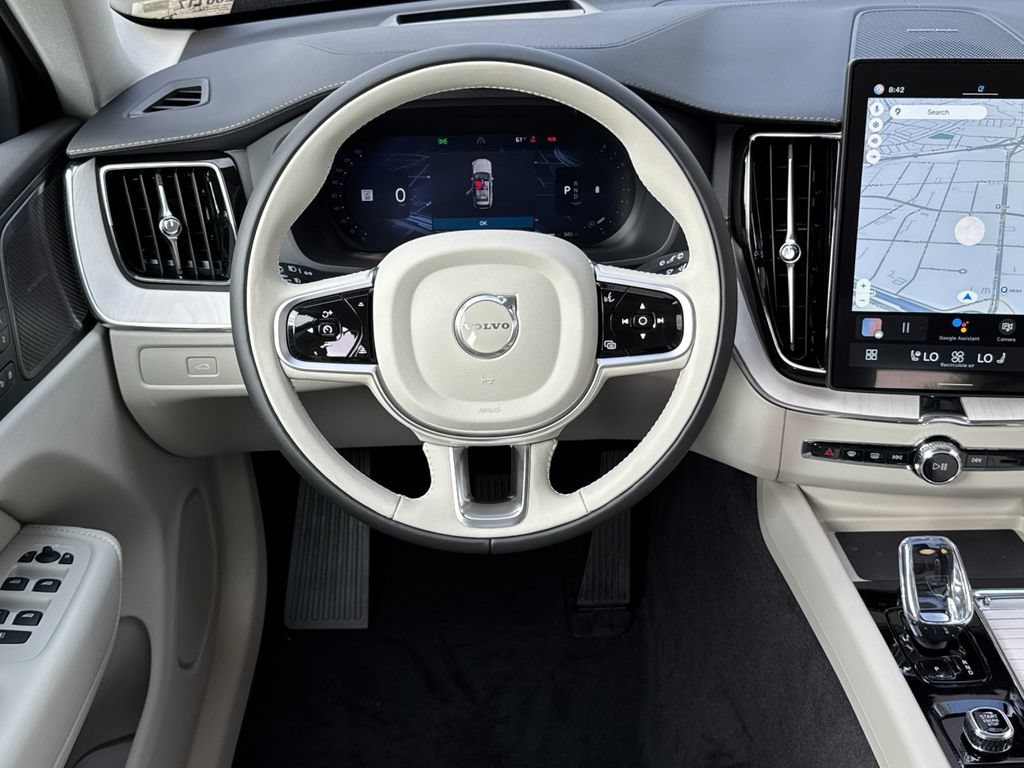 New 2026 Volvo XC60 B5 Ultra w/ Protection Package Premier AWD/4WD image 13
