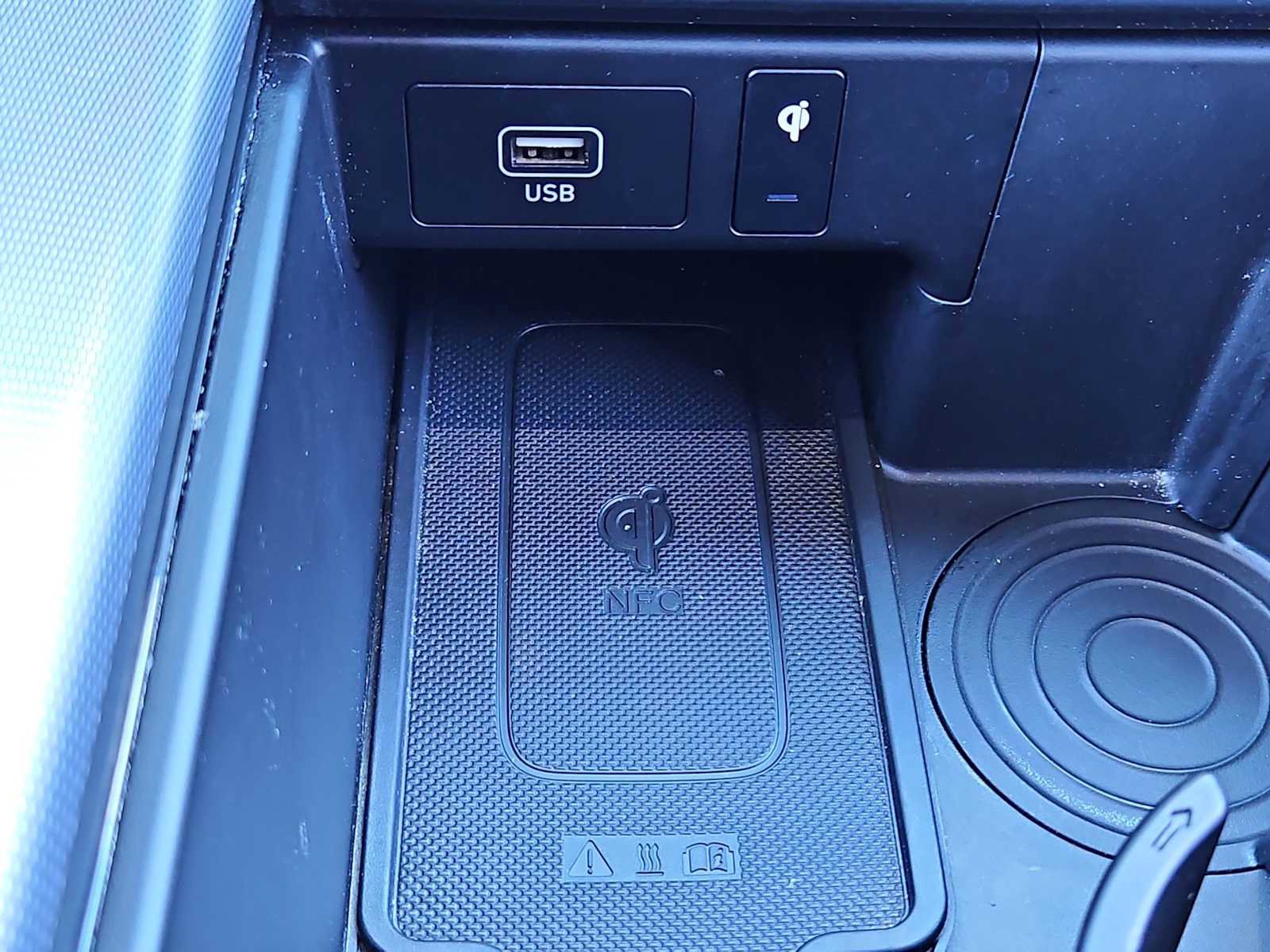 Used 2023 Hyundai Palisade Calligraphy image 31