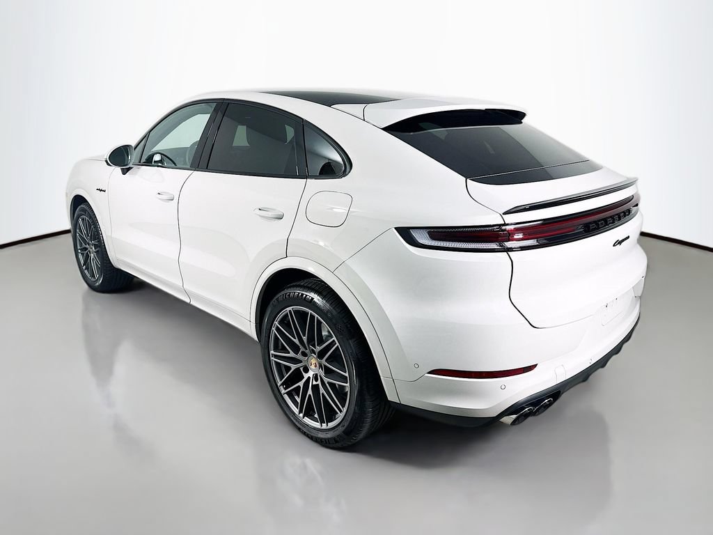 New 2026 Porsche Cayenne E-Hybrid Coupe AWD/4WD image 3