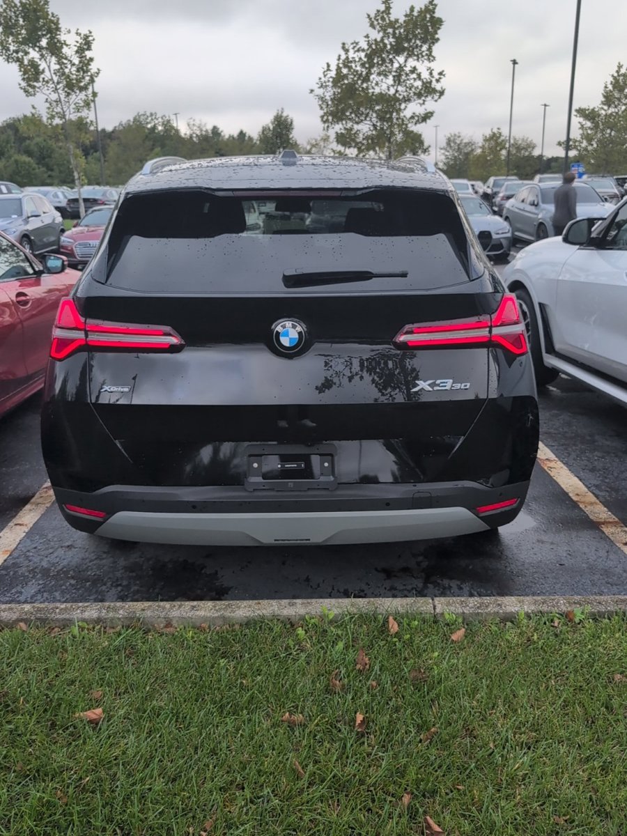 Used 2026 BMW X3 xDrive30i AWD/4WD image 3