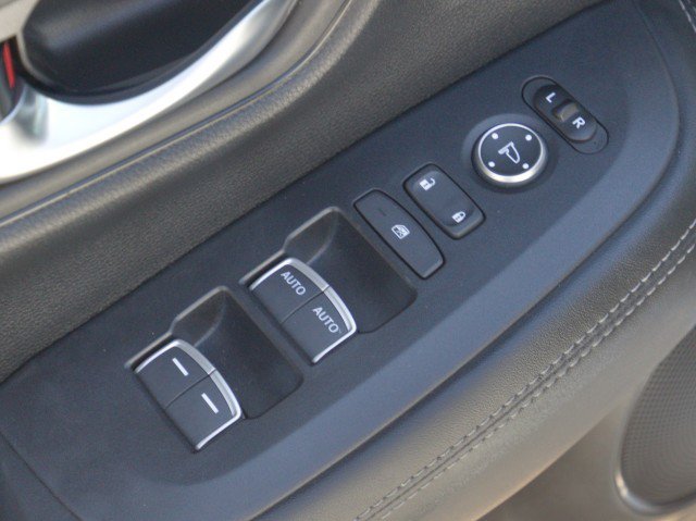 Used 2026 Honda HR-V EX-L image 13