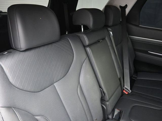 Used 2023 Hyundai Palisade SEL image 35