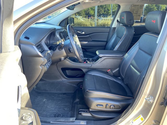 Used 2022 GMC Acadia AT4 w/ Technology Package image 33