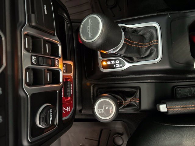 Used 2022 Jeep Gladiator Mojave w/ LED Lighting Group AWD/4WD image 18