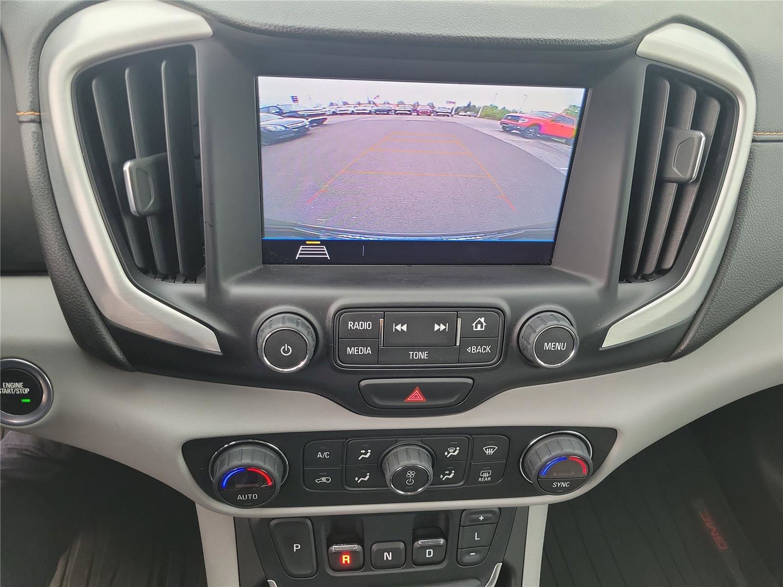 Used 2018 GMC Terrain SLE w/ Infotainment Package I image 29