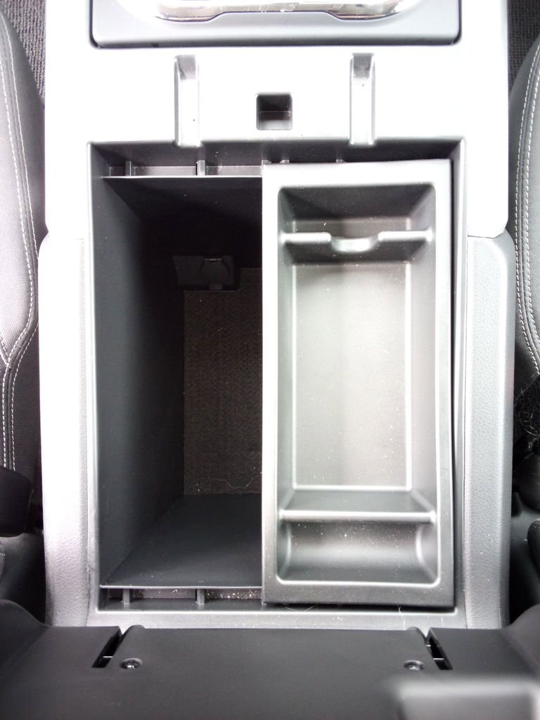 Certified 2024 Nissan Titan SV w/ SV Convenience Package image 27