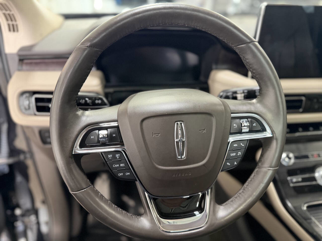 Used 2021 Lincoln Nautilus Reserve image 30