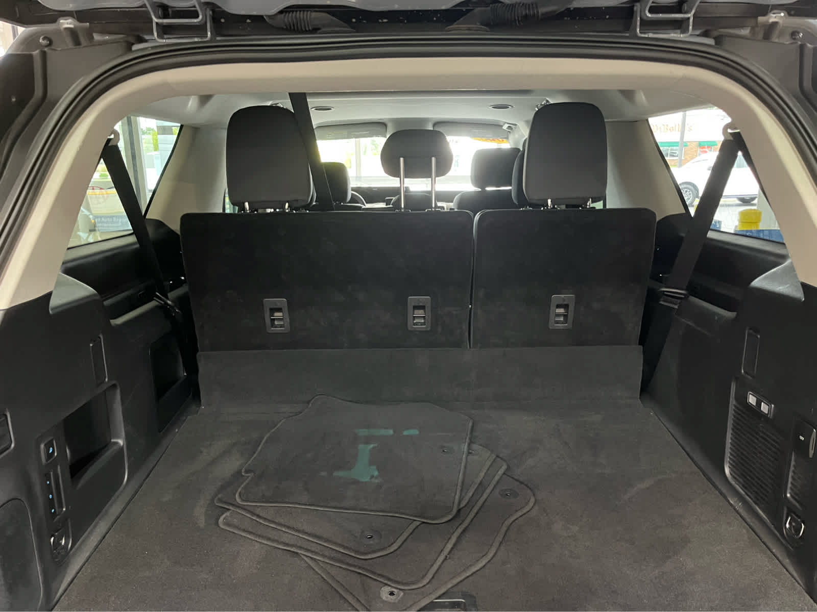 Used 2025 Ford Expedition Max Active AWD/4WD image 14