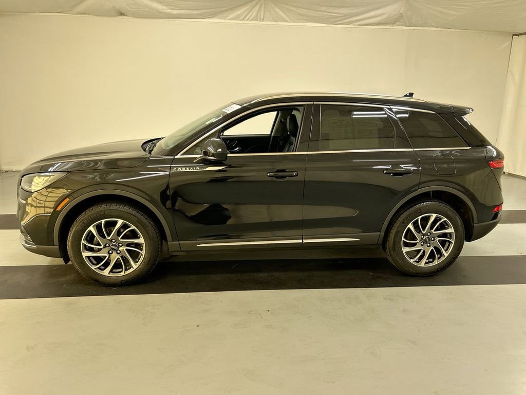 Used 2022 Lincoln Corsair AWD w/ Equipment Group 101A image 6