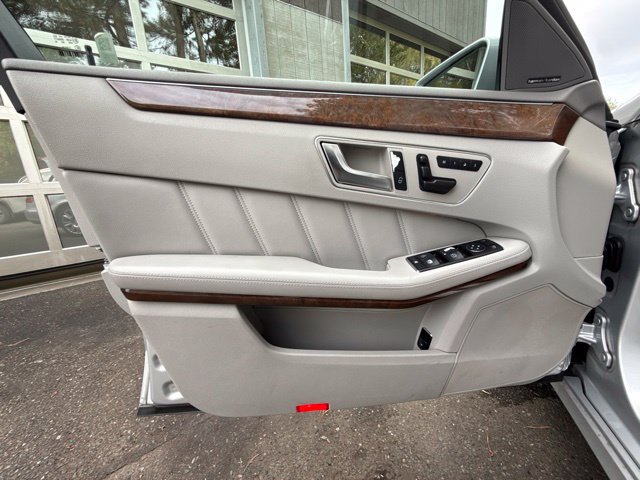 Used 2012 Mercedes-Benz E 350 Sedan image 15