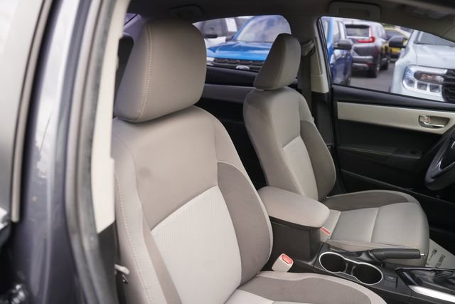 Used 2019 Toyota Corolla LE FWD image 19