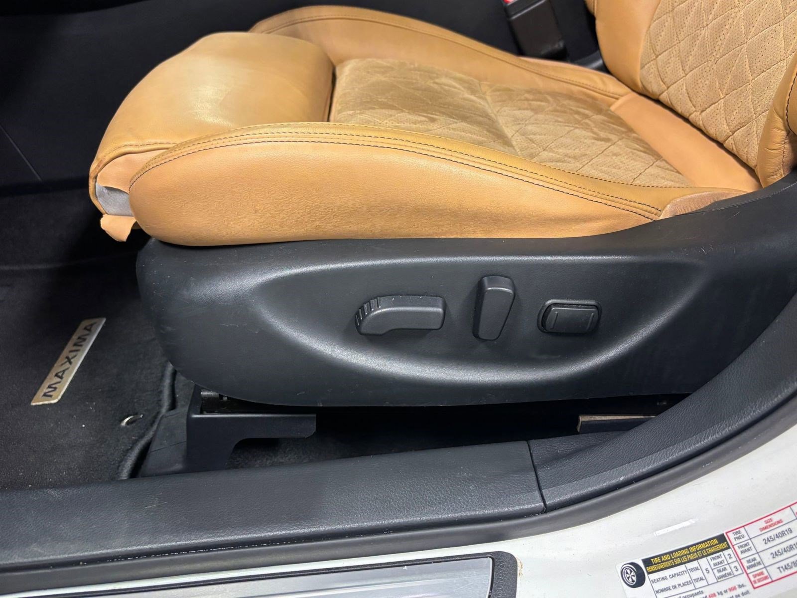 Used 2017 Nissan Maxima SR image 12