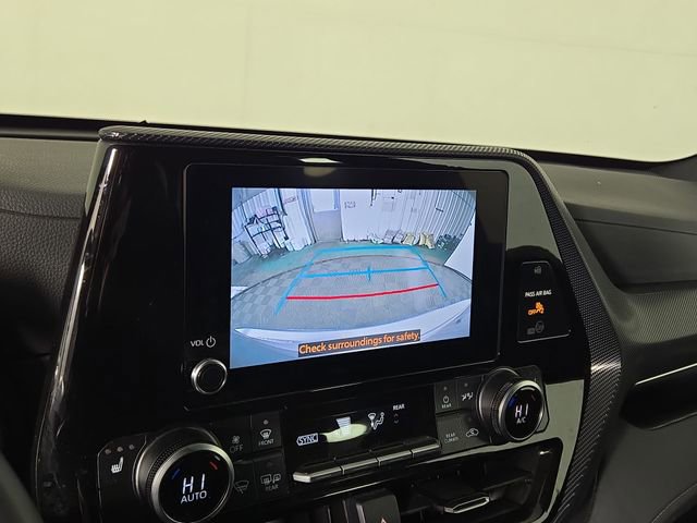 Used 2025 Toyota Highlander XSE AWD/4WD image 19