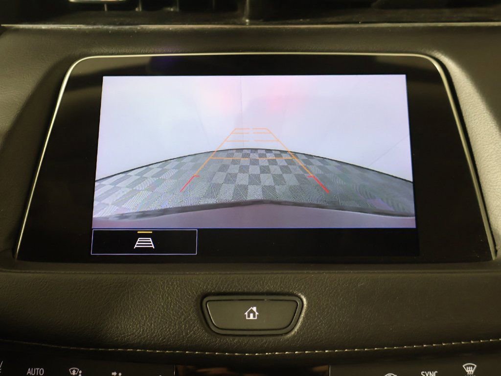 Used 2023 Cadillac XT4 Luxury image 38