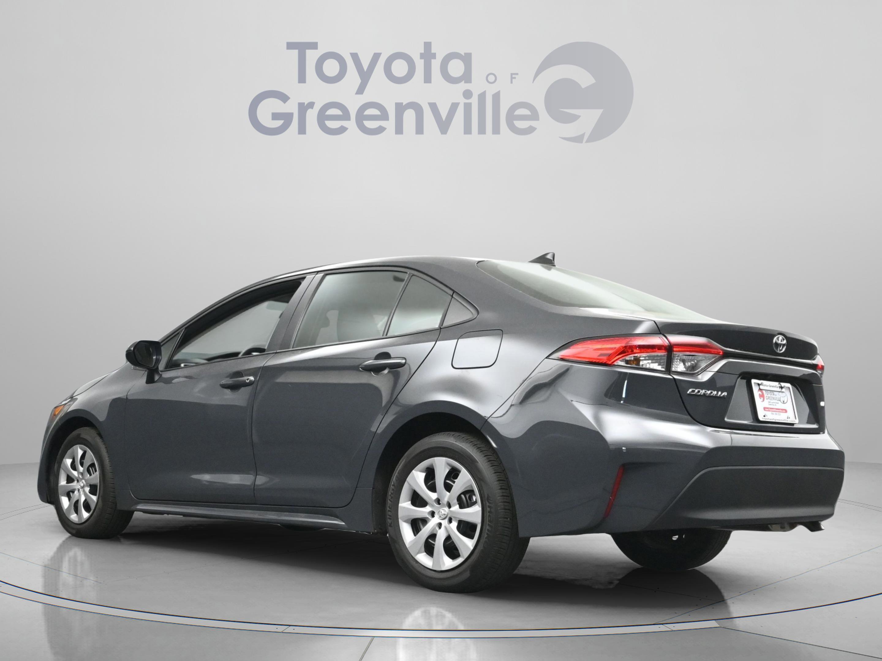 Used 2025 Toyota Corolla LE image 8