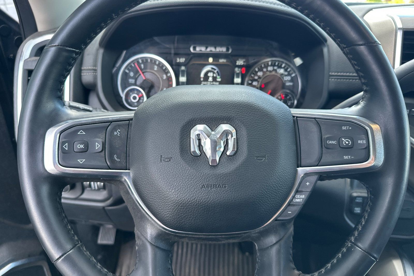 Used 2024 RAM 3500 Laramie w/ Protection Group image 27
