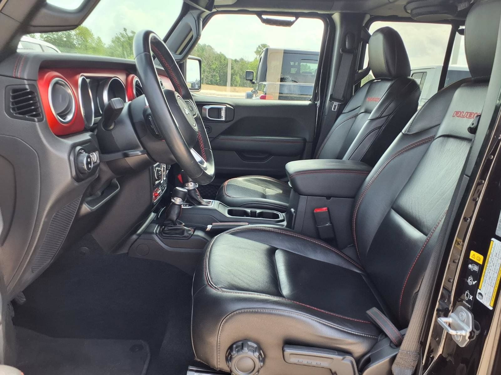 Used 2020 Jeep Gladiator Rubicon AWD/4WD image 17