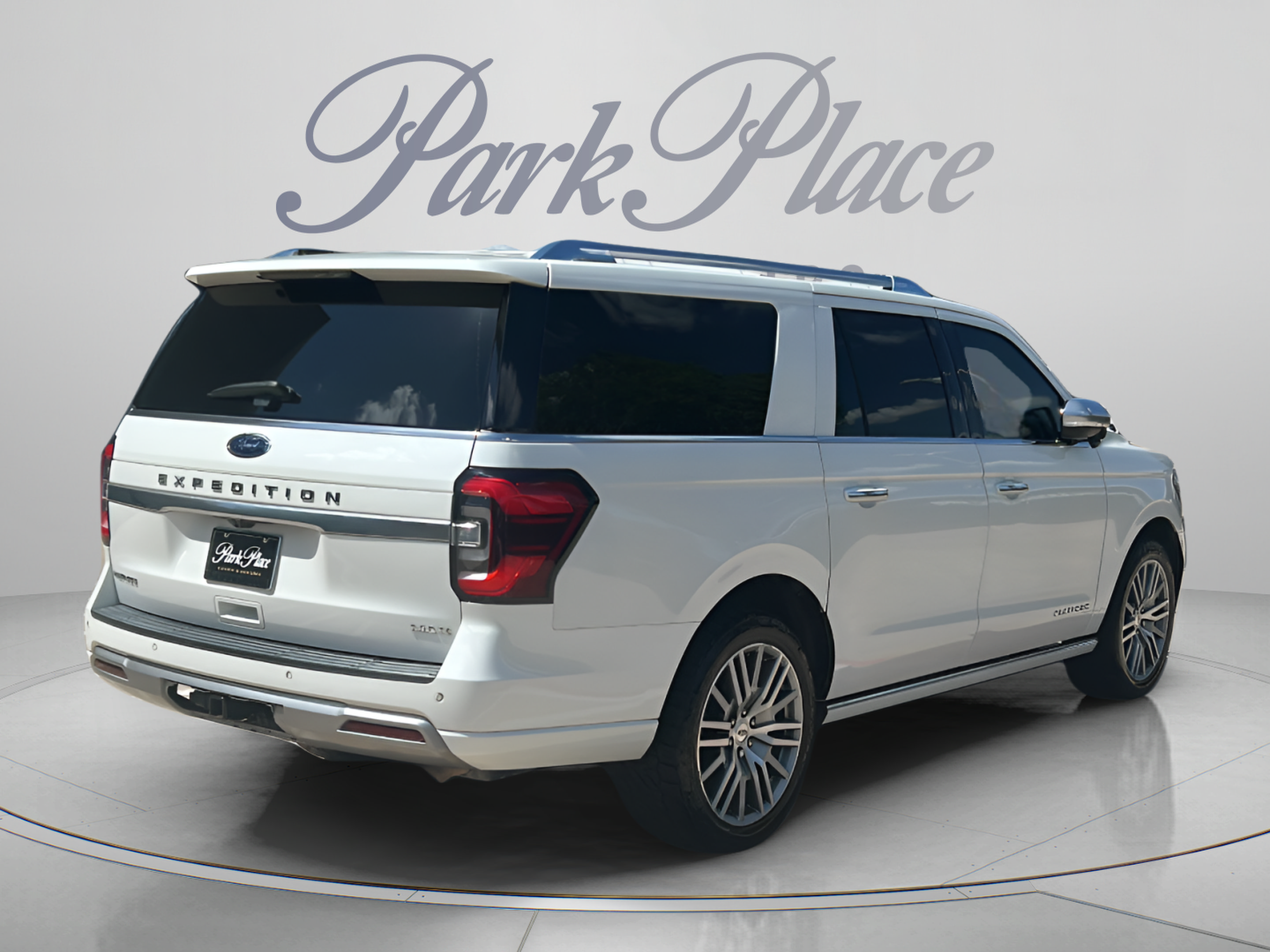 Used 2022 Ford Expedition Max Platinum AWD/4WD image 5