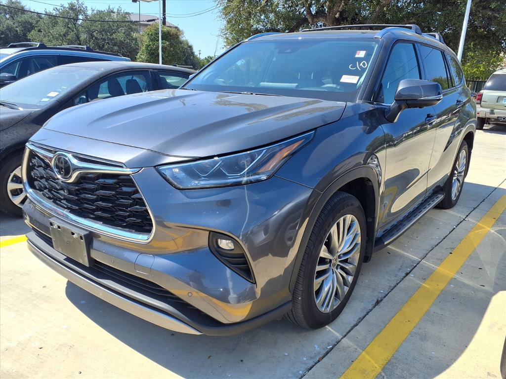 Used 2023 Toyota Highlander Platinum
