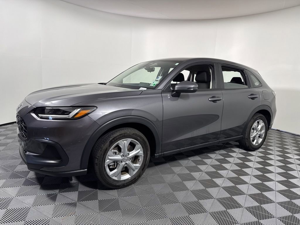 Used 2025 Honda HR-V LX image 11