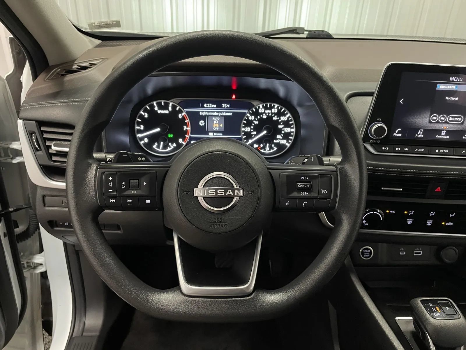 Used 2023 Nissan Rogue S FWD image 17
